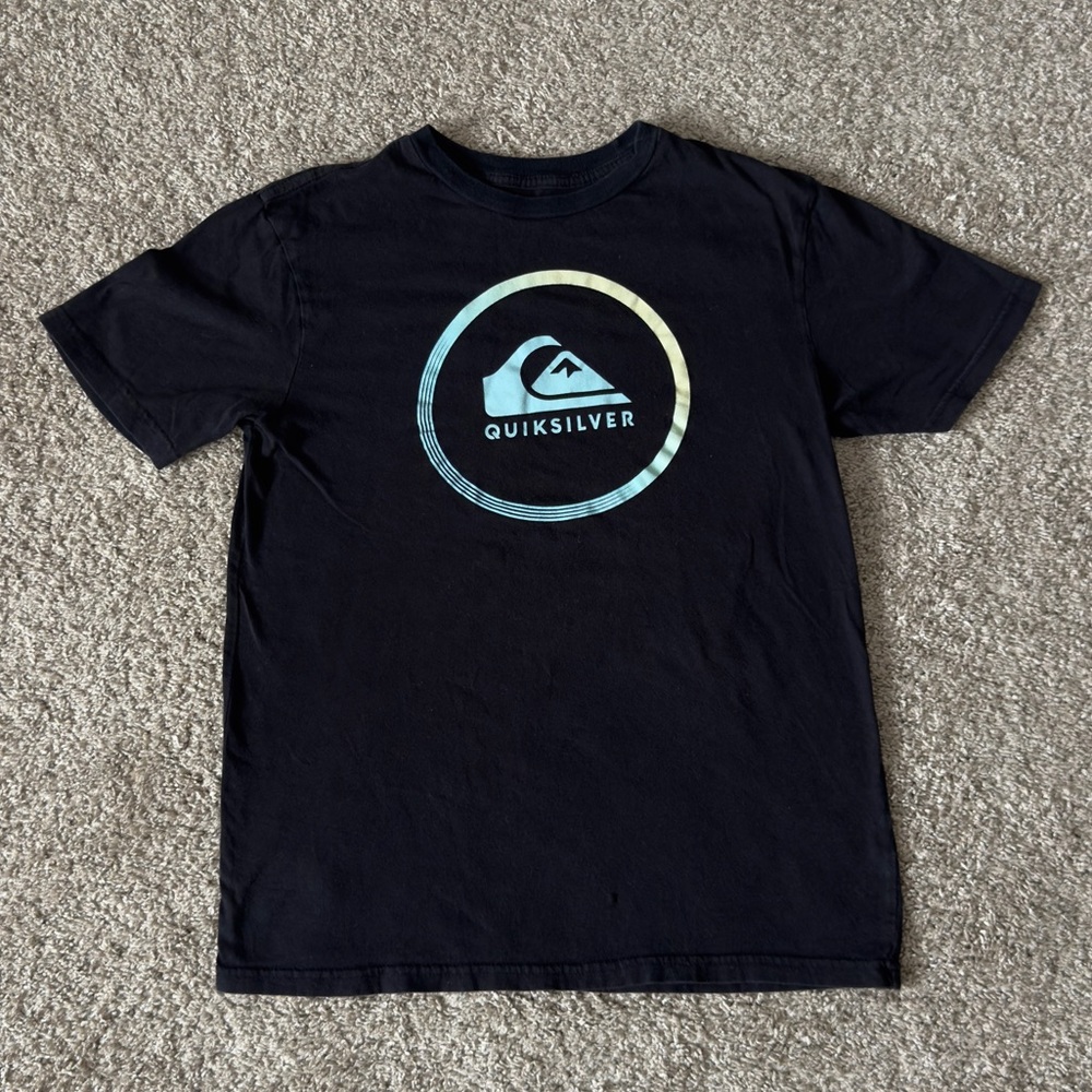 Boys short sleeve black quicksilver t-shirt tee size Large